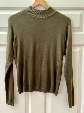 Vintage Silk Sweater Joseph A. Qu’est Ce Que C’est Silk? 100% Silk Green Large